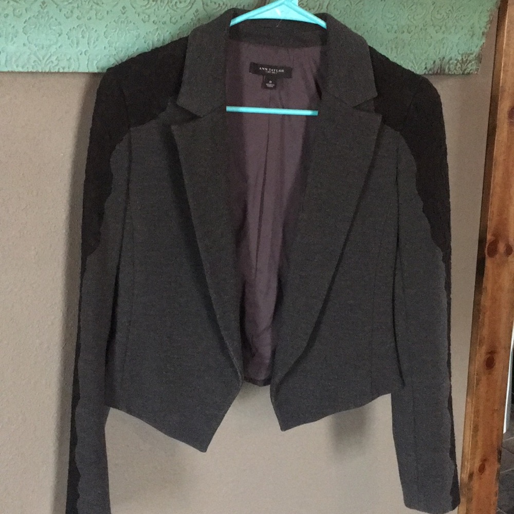 Ann Taylor blazer Sz 0